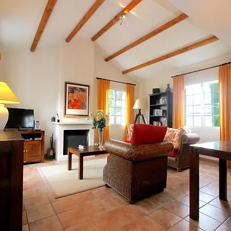 Villa With Wi-fi, In Natural Surroundings, Cleaning Included *